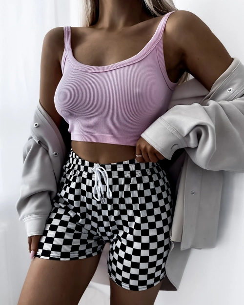 Чорно-білі жіночі короткі шорти з картатої тканини PLUS SIZE- Одяг