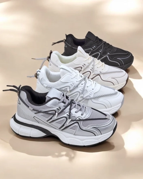 Royalfashion Жіночі кросівки Baretes