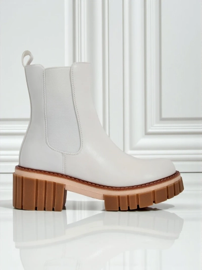 Amber Walk Stiefeletten mit Blockabsatz aus Öko-Nubukleder