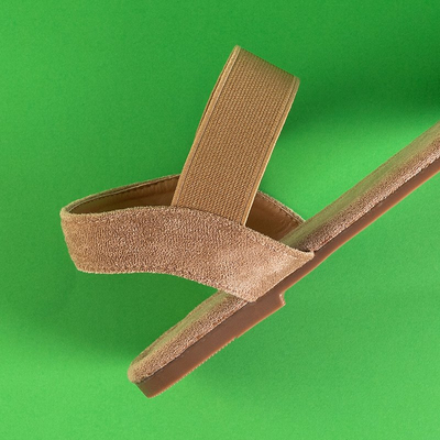 Braune Damensandalen aus Öko-Wildleder von Sprandu - Schuhe