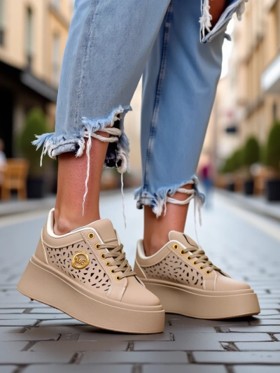 Cleo Ecru Platino – beige Plateausneakers Royalfashion Öko-Leder