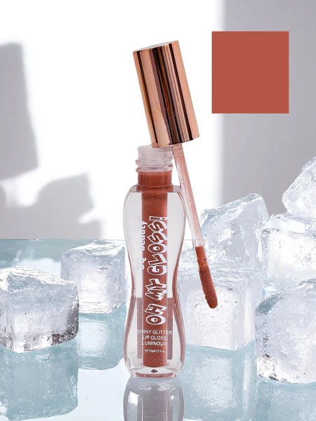 Glitzer-Lipgloss in der Farbe Soft Blush