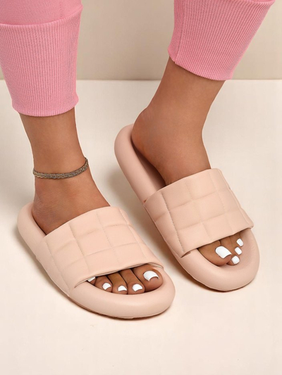 Royalfashion Damen Pantoletten mit flacher Sohle Quilt Walk