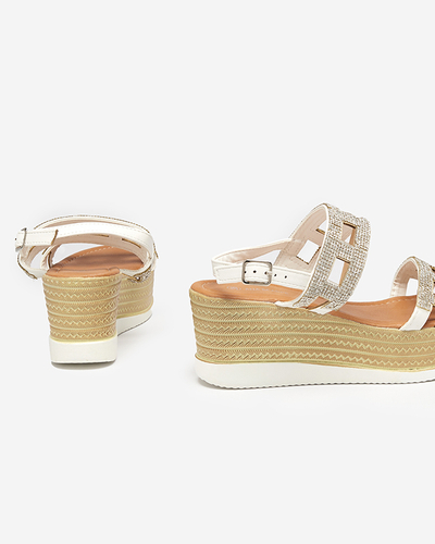 OUTLET Жіночі білі босоніжки з фіанітом Masewi - Взуття