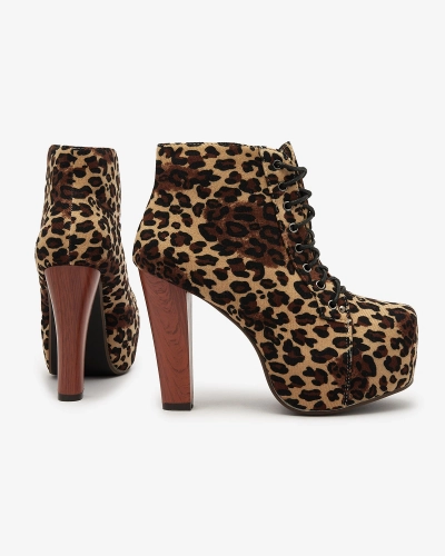 Royalfashion Beige Damenstiefel mit hohem Stiletto und Leopardenmuster Seficone