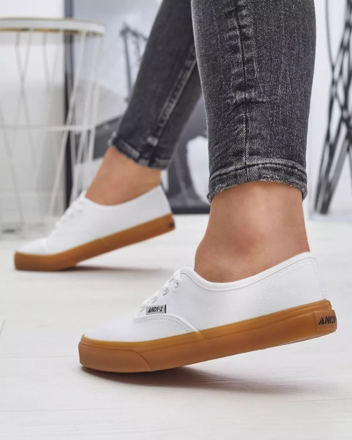 Білі жіночі кеди Netera