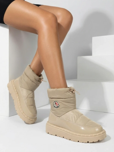 Royalfashion Damen Schlupf-Schneestiefel in hellbrauner Farbe Ireda