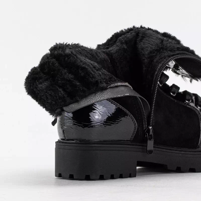 OUTLET Чорні жіночі чоботи частково лаковані Ginoko - Взуття