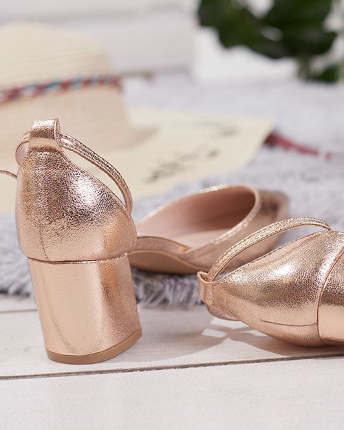 Жіночі босоніжки на низькій шпильці в кольорі рожевого золота Nerola - Взуття