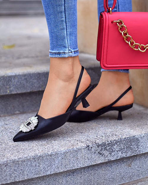 Чорні жіночі босоніжки на підборах Arga