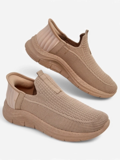 Damen Slip-On Schuhe Selene Beige – bequeme Sneakers mit flachem Absatz