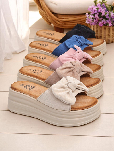 Royalfashion Жіночі шльопанці на платформі Givan