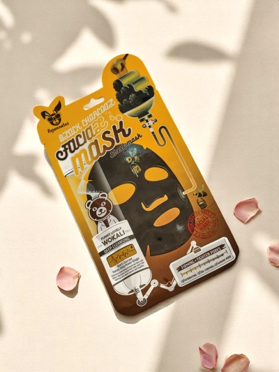 Honig-Gesichtsmaske - spendet Feuchtigkeit, bringt zum Strahlen und strafft