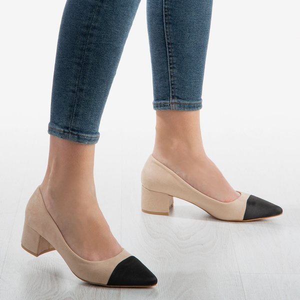 Beige Pumps auf einem niedrigen Pfosten Massikina - Footwear