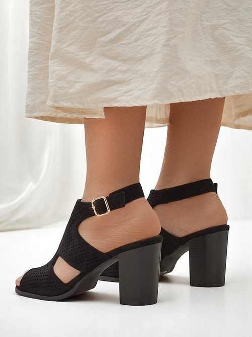 Royalfashion жіночі босоніжки на масивному каблуці з вирізами Abetle