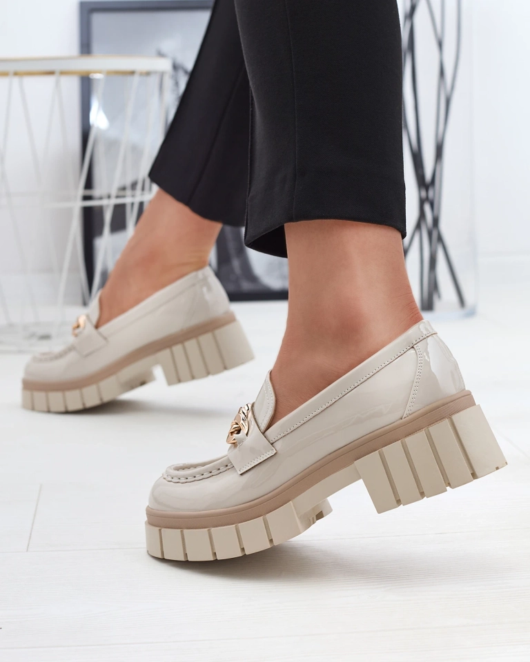 Lackierte Damen Mokassins in Beige Aquan- Footwear