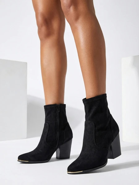 Royalfashion Eko-Wildleder Damenstiefel auf einem Pfennigabsatz Grau