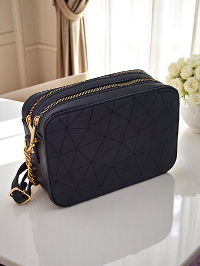 Royalfashion Kleine Damenhandtasche aus Ökoleder Luna Grace