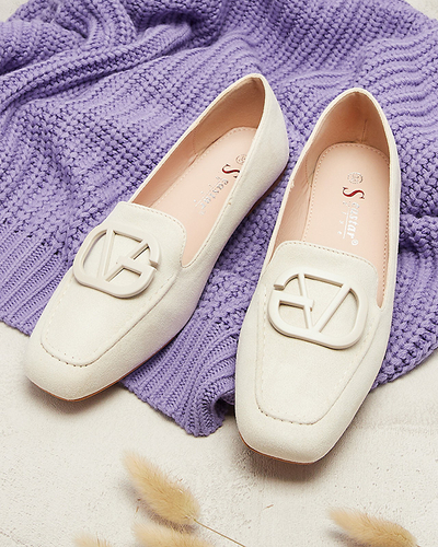 Damen Mokassins mit Ecru-Verzierung Jeterika - Schuhe
