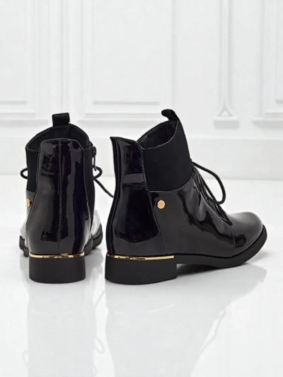 Lackierte Damenstiefeletten Avoria mit Schnürung