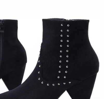Schwarze Stiefel mit dreieckigem Absatz Lorelei - Footwear