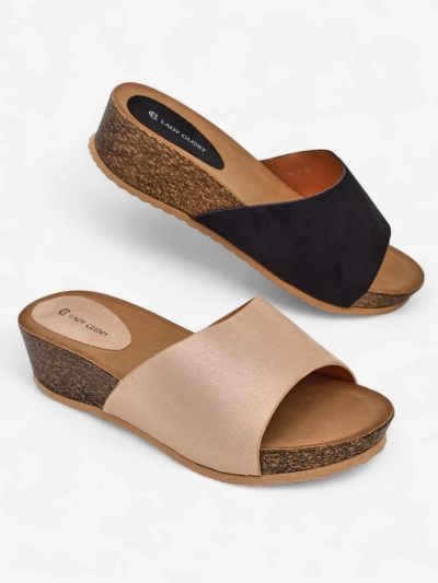 Royalfashion Damen Sandalen auf einem niedrigen Wedge Maderas