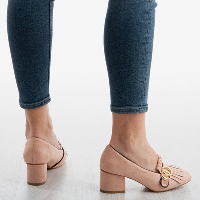 Rosa Pumps mit Dekorationen auf niedrigen Absätzen Ever - Shoes 1