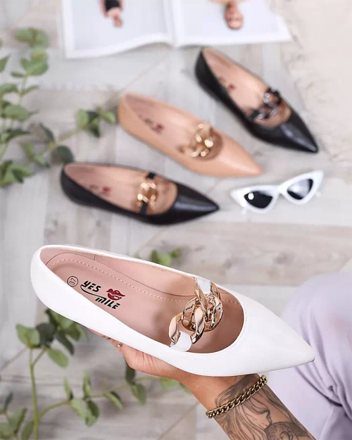 Royalfashion Білі жіночі балетки з загостреним носом Rahha