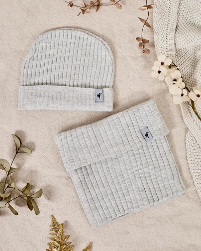 Royalfashion Winter Universal Set - Mützenmütze mit einem Schlauchschal