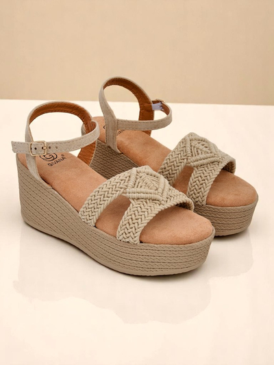 Royalfashion Damen-Sandalen mit geflochtenem Keilabsatz Sunny Day