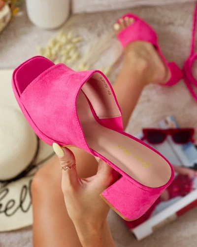 Royalfashion Жіночі шльопанці на стійці Opetikas