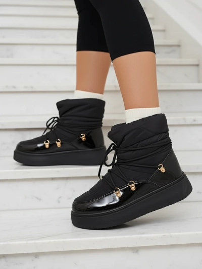 Royalfashion Damen Schlupf-Schneestiefel in schwarz Dabenda