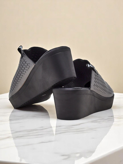Royalfashion Жіночі шльопанці на танкетці Luna Wedge