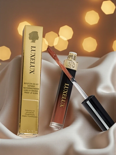 Flüssiger Lippenstift in der Farbe Everyday