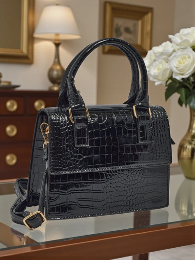 Lakierowana Mała damska torebka z eko skóry Veluna