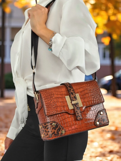 Callista Milano Damenhandtasche aus braunem Öko-Lackleder