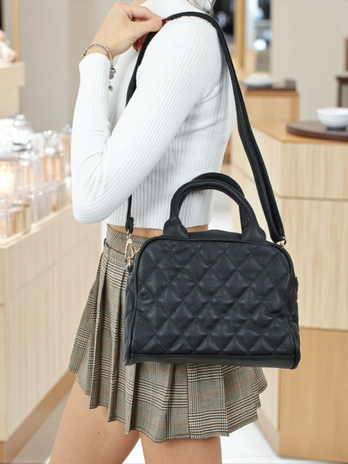 Маленька жіноча сумочка з екошкіри Laretta