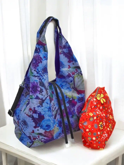 Royalfashion Große Blumenstofftasche mit Kosmetiktäschchen und Magnetverschluss