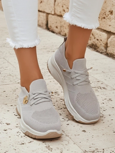 Damen-Sneaker Royalfashion Selene – bequeme weiße Schuhe mit flacher Sohle