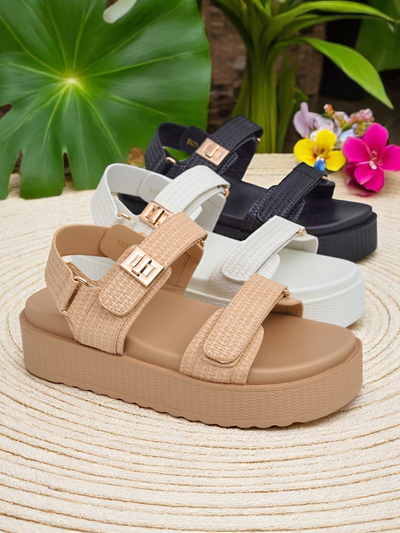 Royalfashion Kallisto – Weiße Damen Sandalen mit Plateau, Öko-Leder