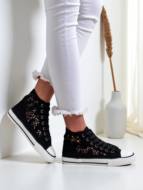 Royalfashion Жіночі перфоровані кросівки Limme