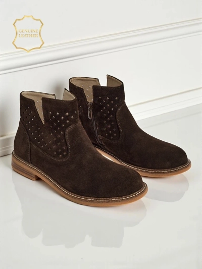 Ariadne Stiefeletten aus natürlichem dunkelbraunem Wildleder, flache Absätze 3 cm
