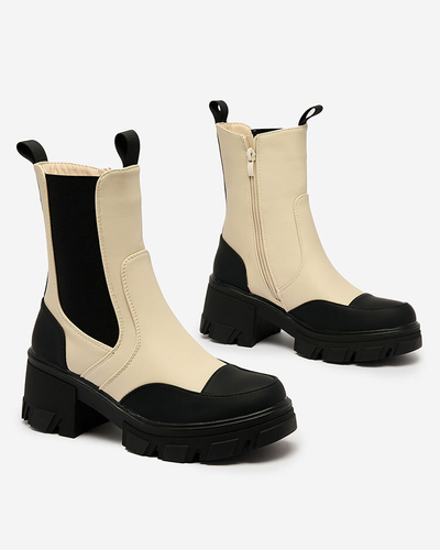 Royalfashion Damen matt beige Bevta Stiefel mit flachem Absatz