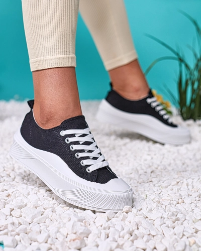 Royalfashion Schwarze sportliche Sneakers auf Plateau Luceri