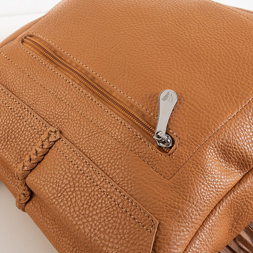 Коричнева жіноча сумка з бахромою