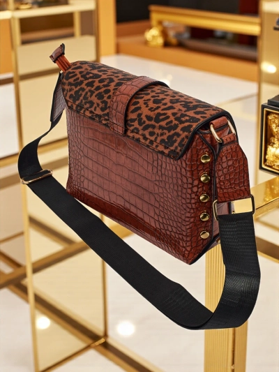 Lackierte kleine Damenhandtasche aus Öko-Leder Panthere Mist