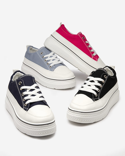 OUTLET Schwarze Damen-Sneakers auf der Veritar-Plattform - Schuhe