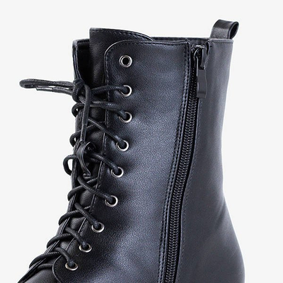 Schwarze Turnschuhe mit flachen Absätzen für Damen mit Perlen Minot - Schuhe