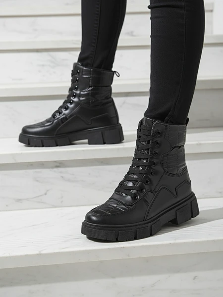 Lorenzo Classic Schwarze Damenschuhe