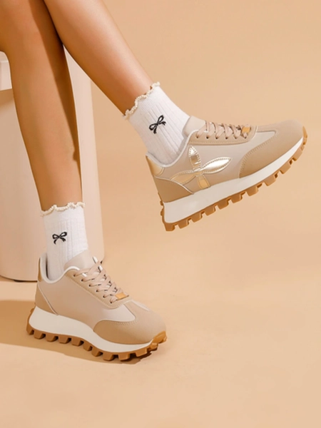 Royalfashion Damen Sport Sneakers auf einer dickeren Sohle Aloqa